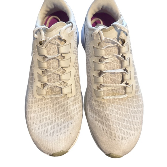 Nike Women's ZoomX White Sneakers size 8 - Picture 1 of 8